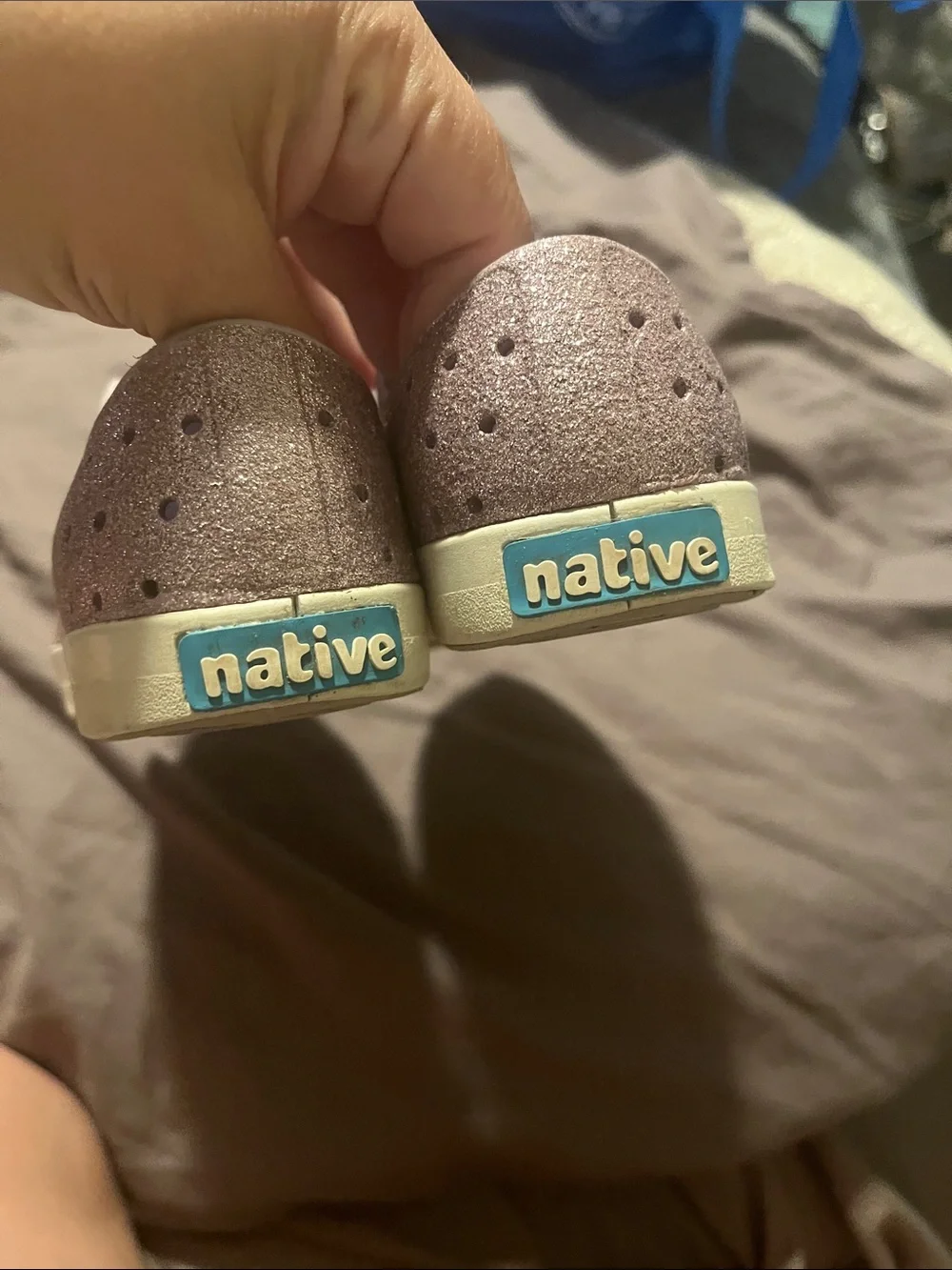 Native!! Kids Glitter Slip-On Sneakers - Pink